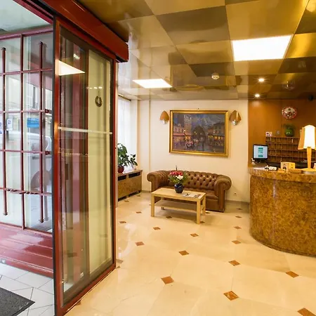 Fiat Hotel Paris
